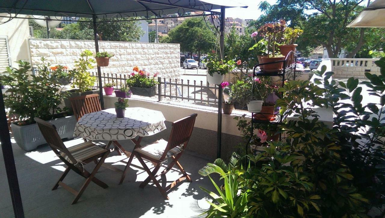 Dalia House Apartment Hvar Town